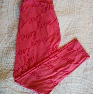Lularoe valentines leggings